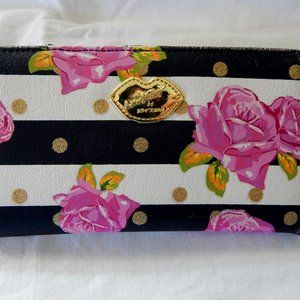 Betsey Johnson Cash and Card Carrier